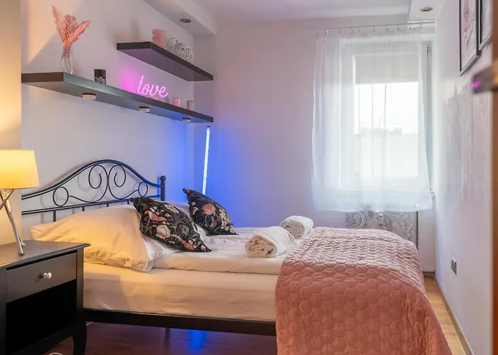 Apartmán Ratuszove - Dwie Osobne Sypialnie, W Rynku - By Everslow