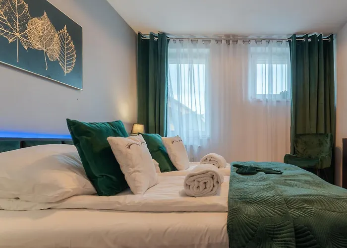 Ratuszove - Dwie Osobne Sypialnie, W Rynku - By Everslow Jelení Hora