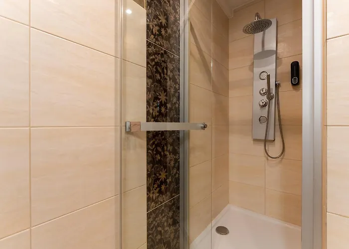 Ratuszove - Dwie Osobne Sypialnie, W Rynku - By Everslow Jelení Hora